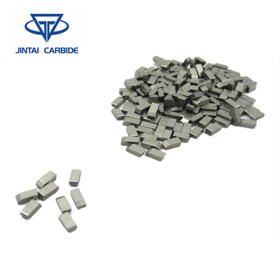China OEM Cemented Carbide Tips / Tungsten Carbide Saw Tips For Cutting Wood Hard Materials supplier